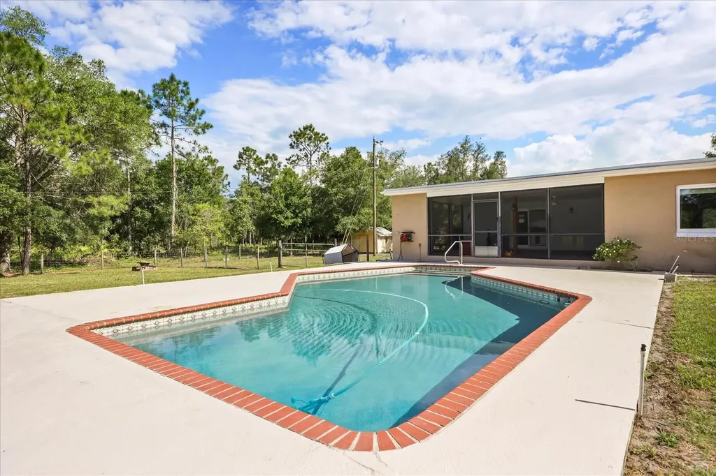 20963 E Colonial Drive Christmas FL 32709
