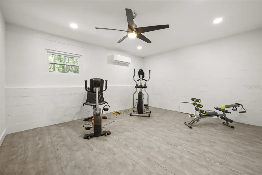 20963 E Colonial Drive Christmas FL 32709