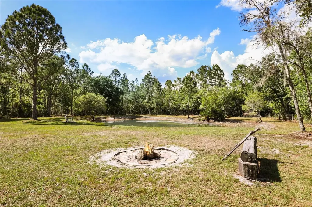 20963 E Colonial Drive Christmas FL 32709