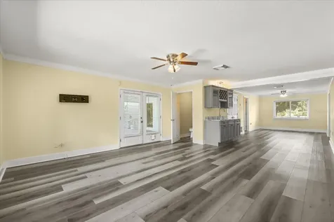 20963 E Colonial Drive Christmas FL 32709
