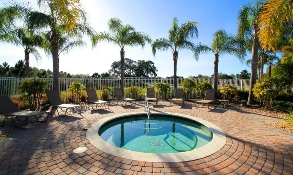 6642 41st Street Circle E Sarasota FL 34243