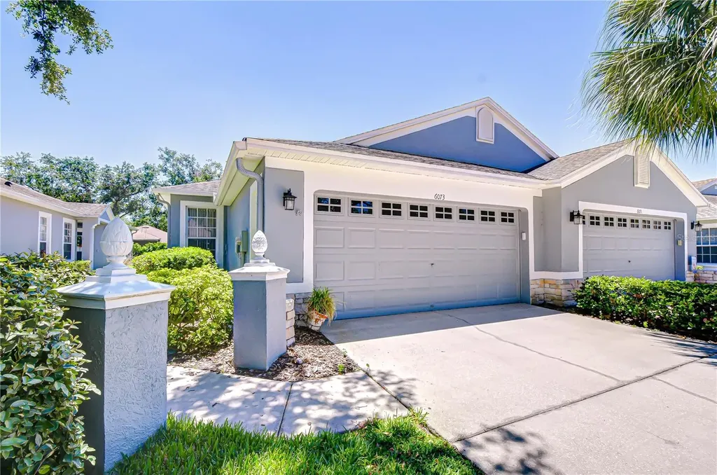 6073 Sandhill Ridge Drive Lithia FL 33547