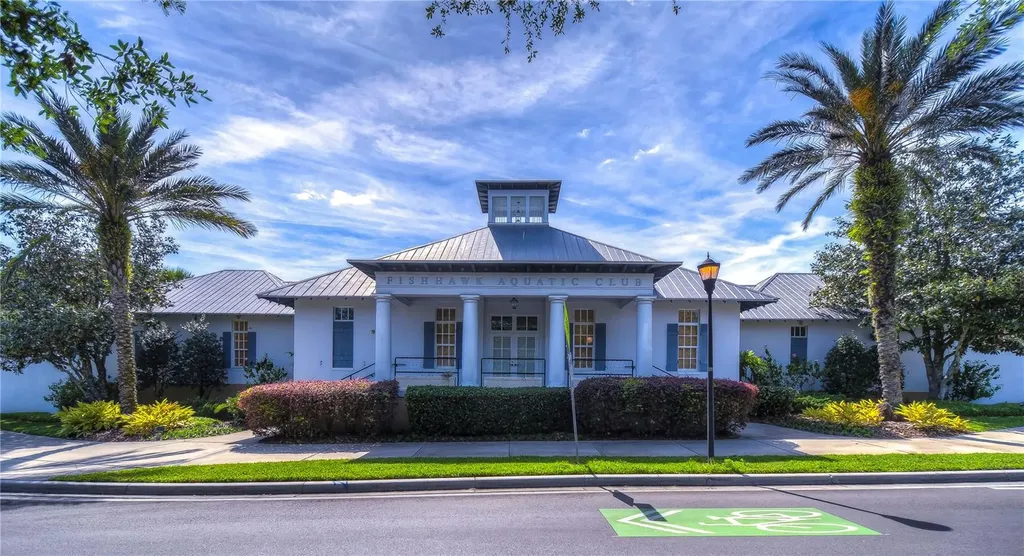 6073 Sandhill Ridge Drive Lithia FL 33547