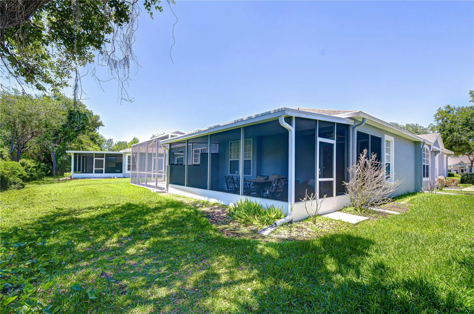 6073 Sandhill Ridge Drive Lithia FL 33547