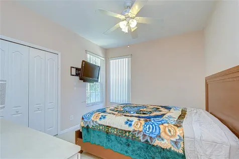 6073 Sandhill Ridge Drive Lithia FL 33547