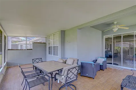 6073 Sandhill Ridge Drive Lithia FL 33547