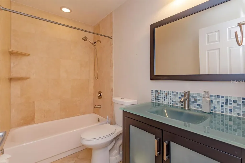 5303 Indian Creek Drive Orlando FL 32811