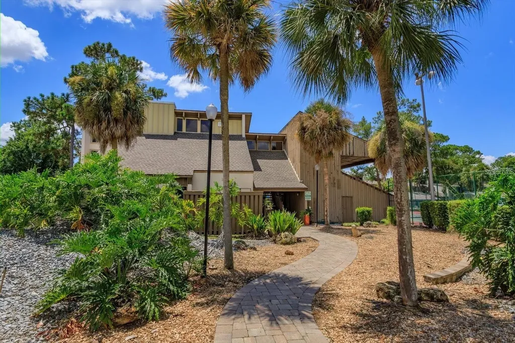 5303 Indian Creek Drive Orlando FL 32811