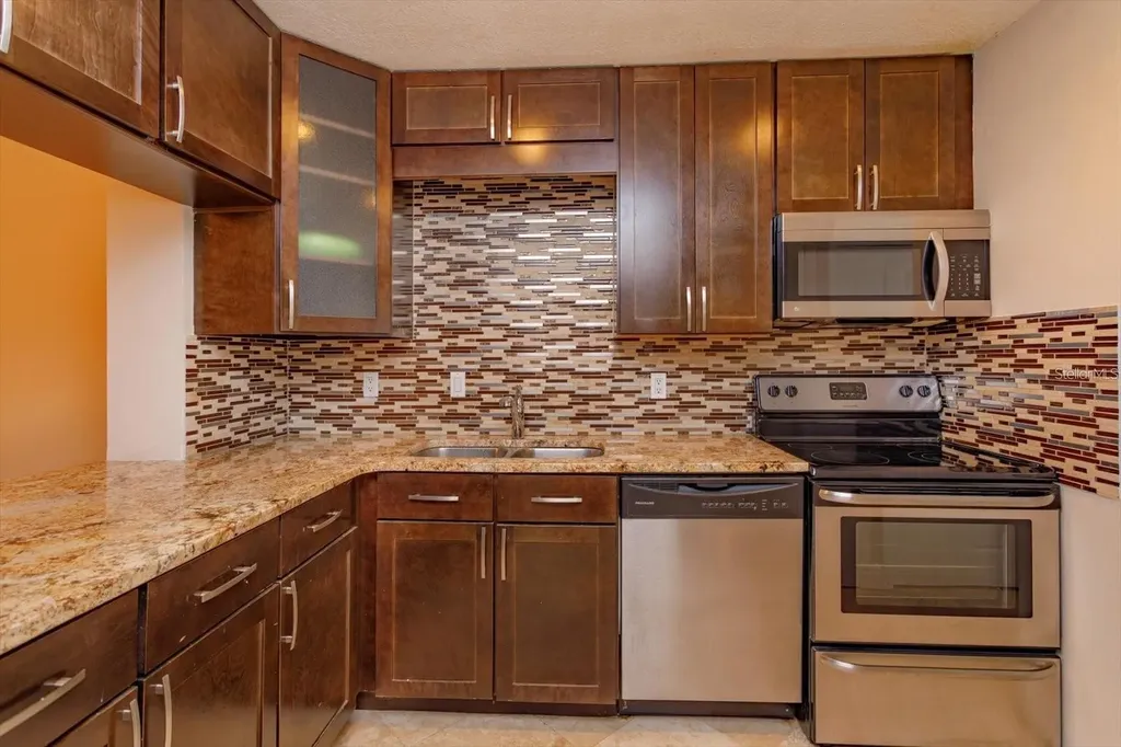 5303 Indian Creek Drive Orlando FL 32811