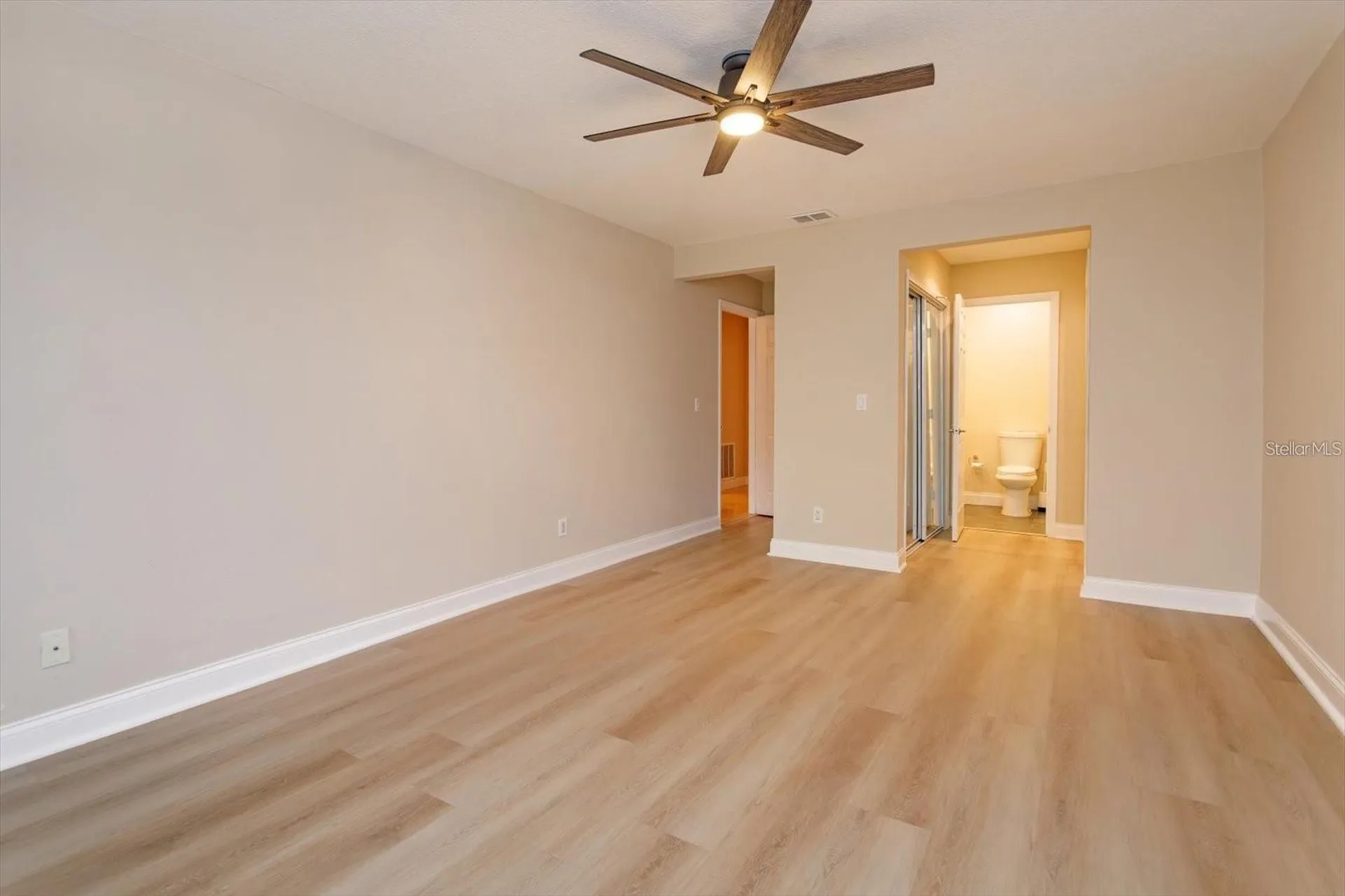 5303 Indian Creek Drive Orlando FL 32811