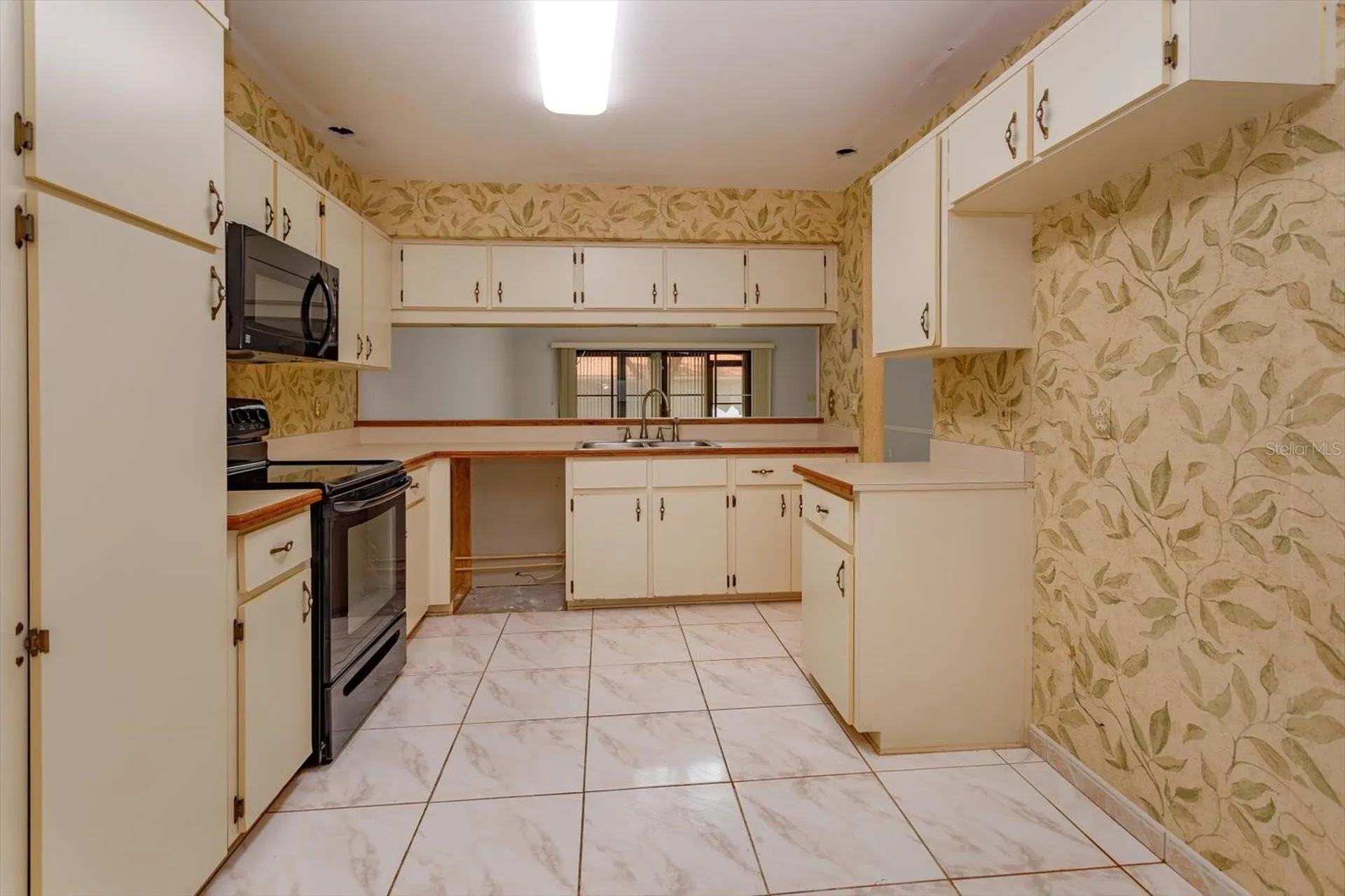 8266 Ambrose Cove Way Orlando FL 32819
