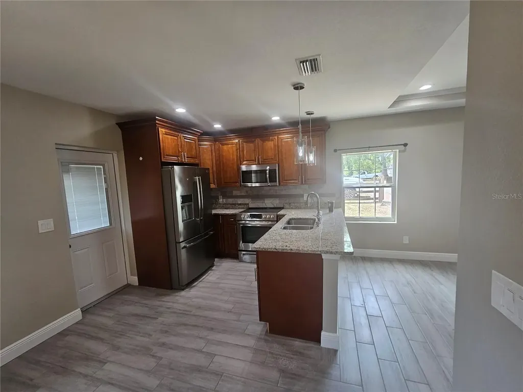 33175 Patrice Road Dade City FL 33523