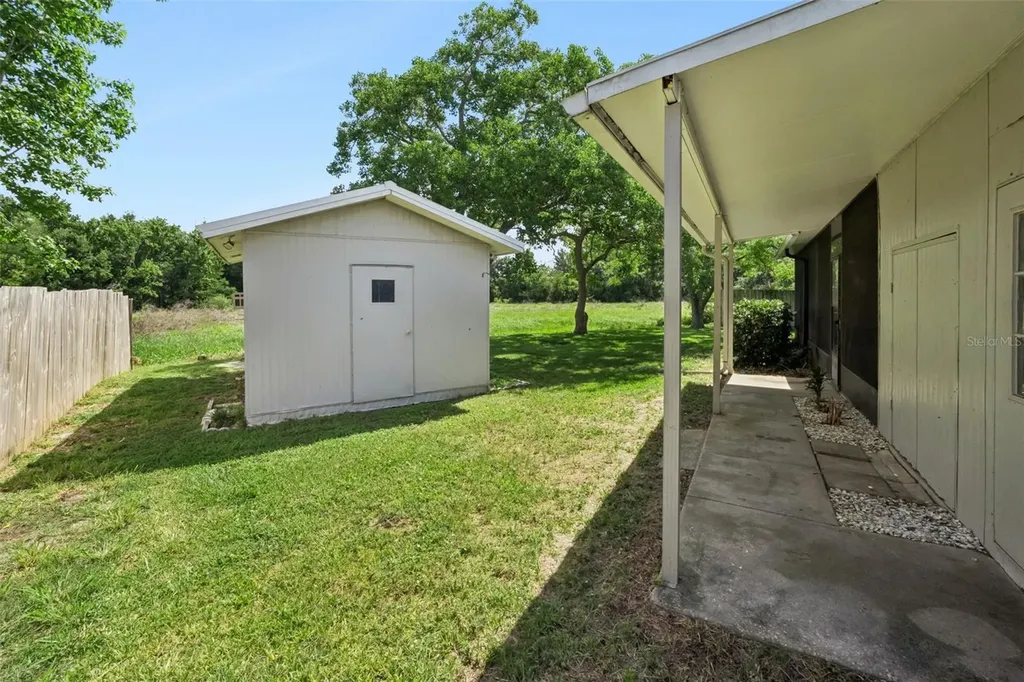 16802 Sugar Berry Lane Montverde FL 34756