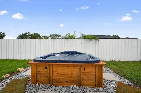 12809 128th Avenue Largo FL 33774