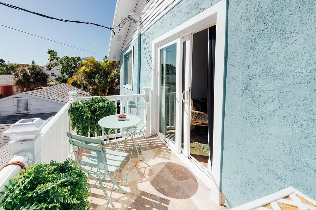 106 E Bay Drive Treasure Island FL 33706