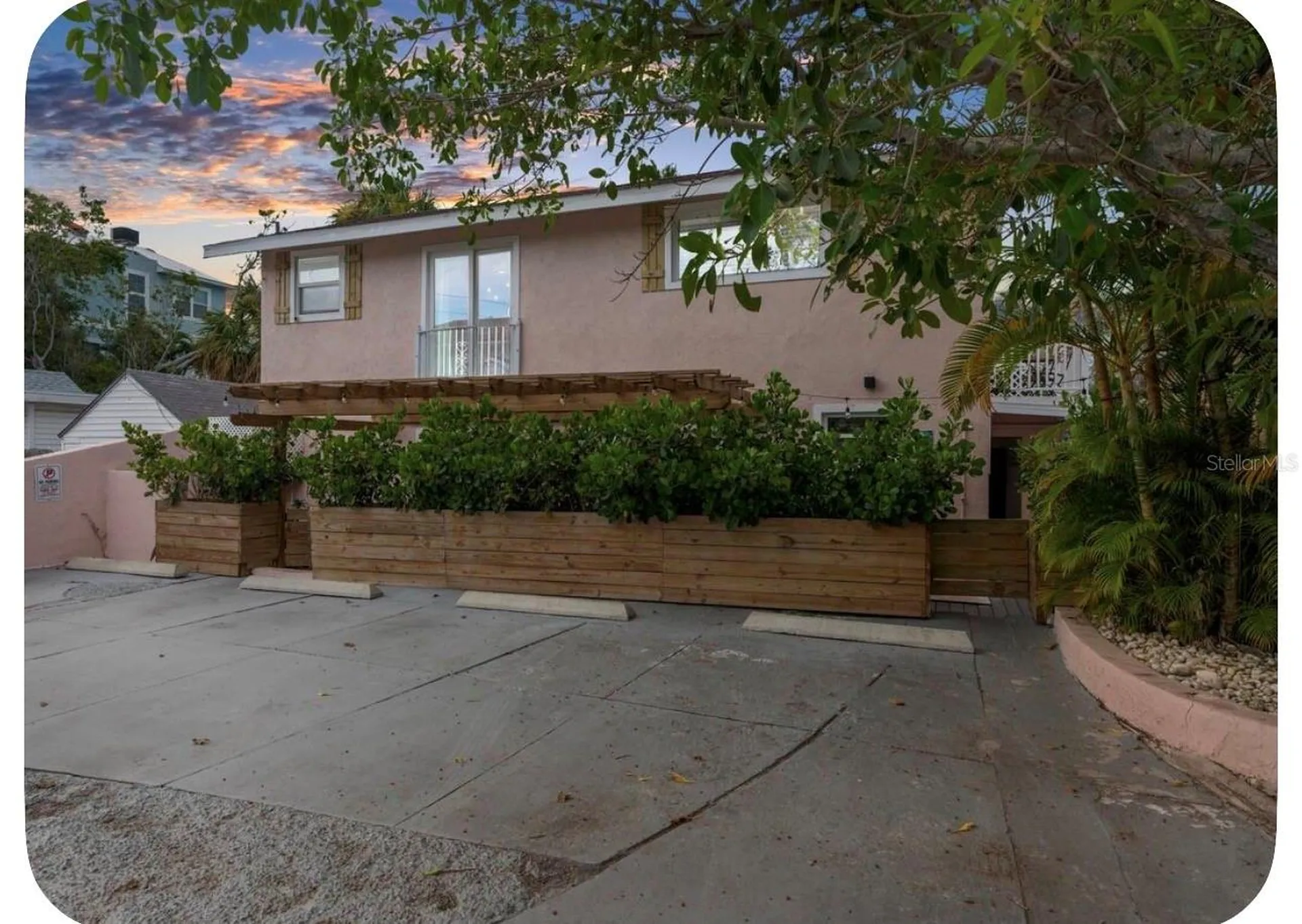 106 E Bay Drive Treasure Island FL 33706