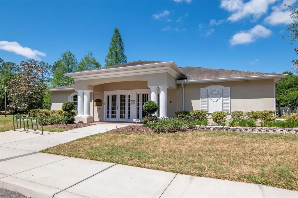 25944 Winning Colors Way Wesley Chapel FL 33544
