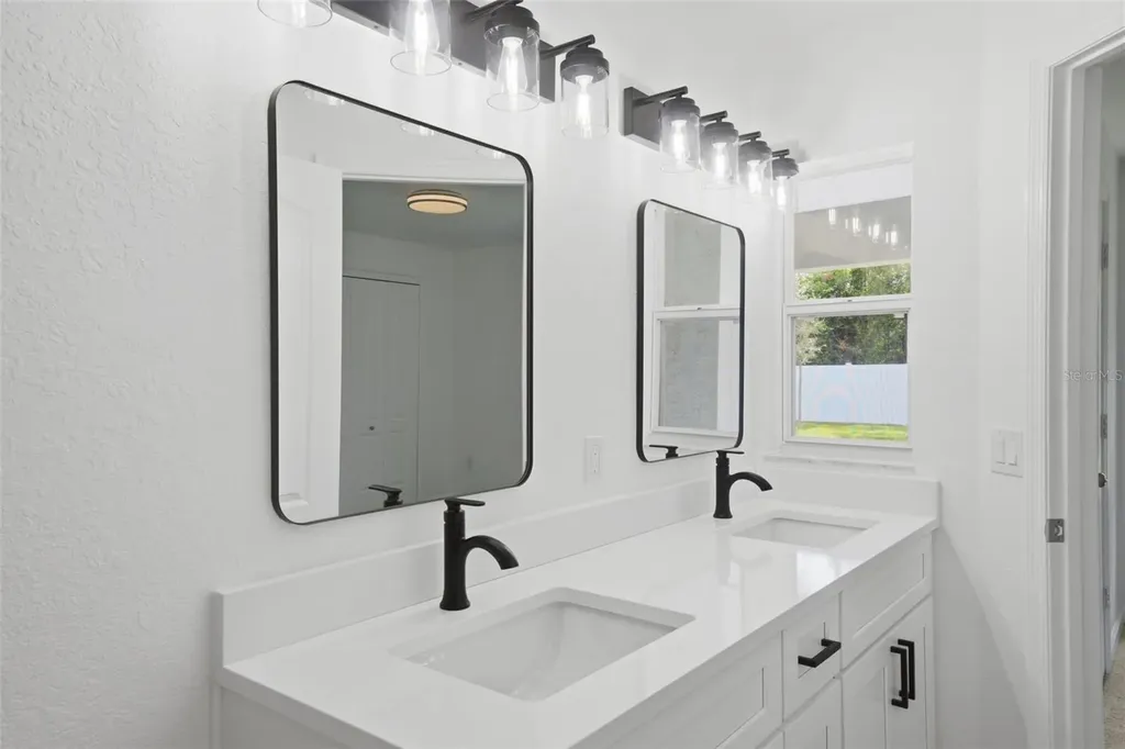 28 Pine Croft Lane Palm Coast FL 32164