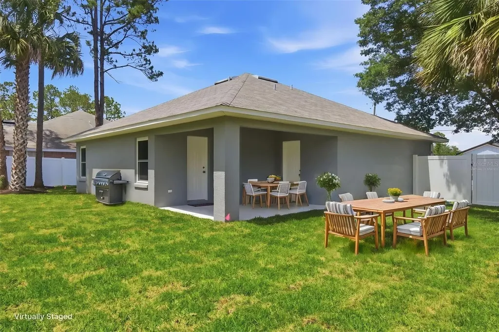 28 Pine Croft Lane Palm Coast FL 32164