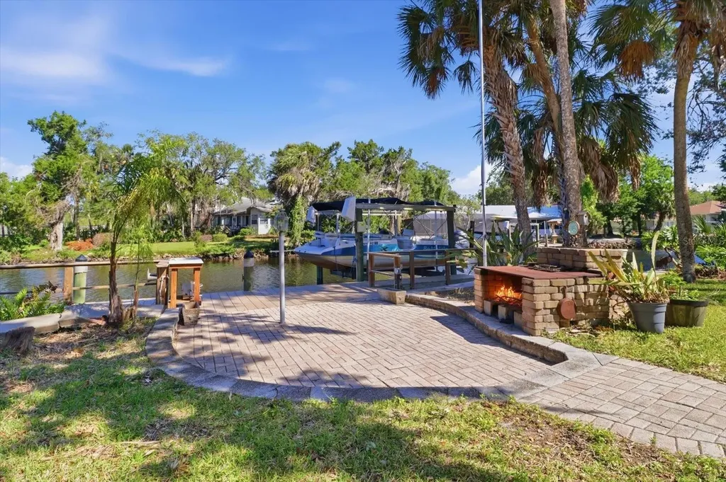 11857 W Riverhaven Drive Homosassa FL 34448