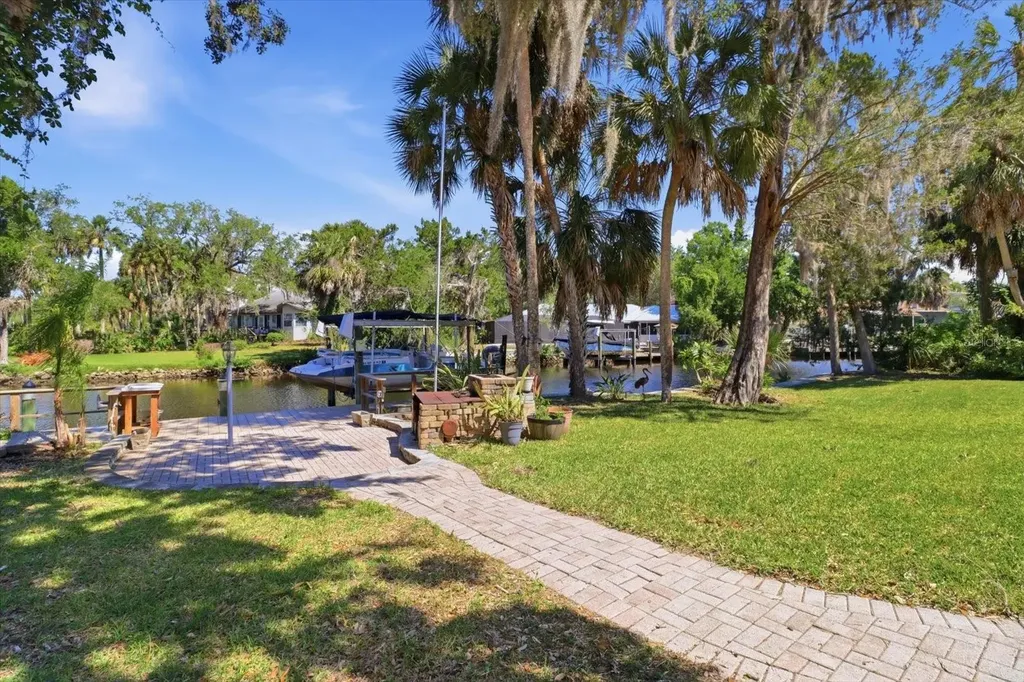 11857 W Riverhaven Drive Homosassa FL 34448