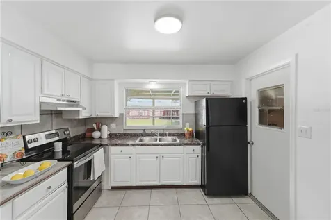2213 Villano Avenue Orlando FL 32818