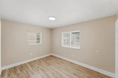 2213 Villano Avenue Orlando FL 32818