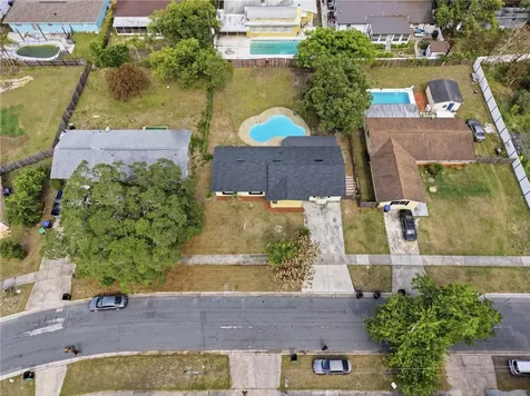 2213 Villano Avenue Orlando FL 32818