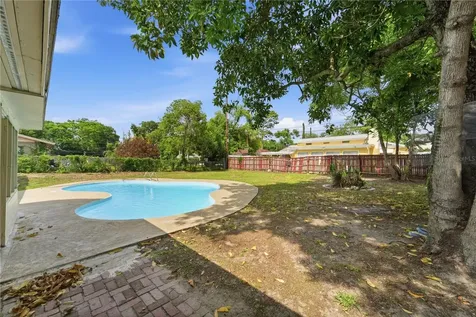 2213 Villano Avenue Orlando FL 32818