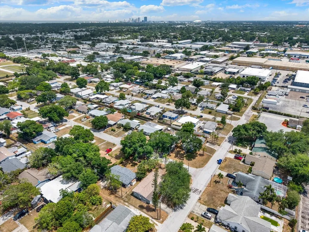 4927 33rd Street N St Petersburg FL 33714