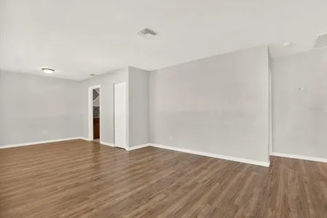 4927 33rd Street N St Petersburg FL 33714