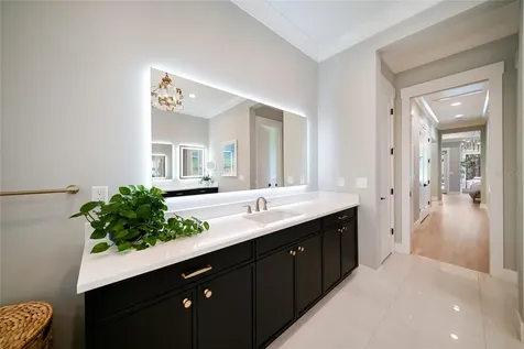 19443 Beacon Park Place Bradenton FL 34202