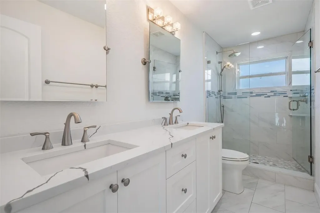 11599 Grove Street Seminole FL 33772