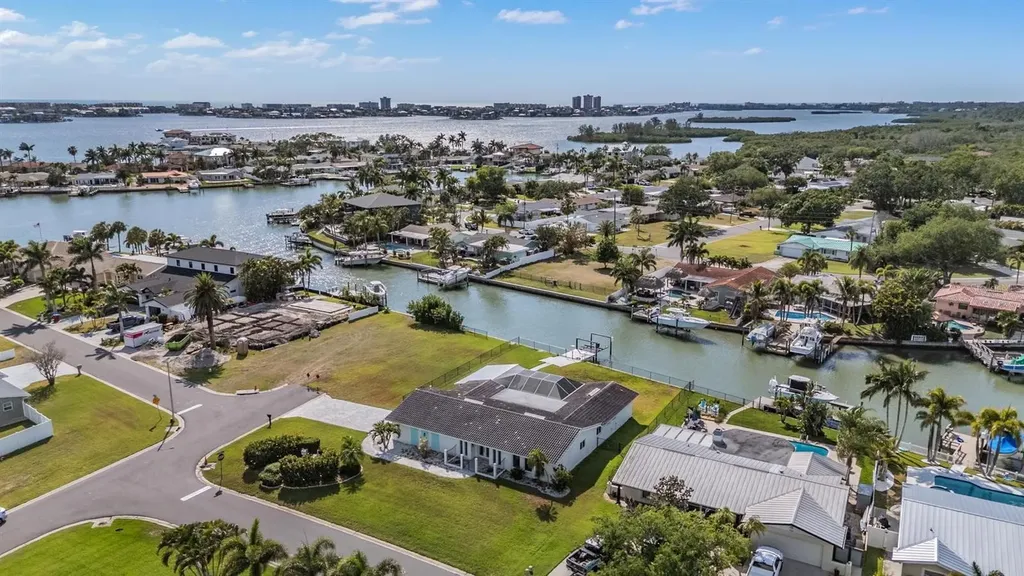 11599 Grove Street Seminole FL 33772