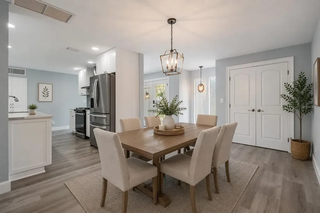 11599 Grove Street Seminole FL 33772