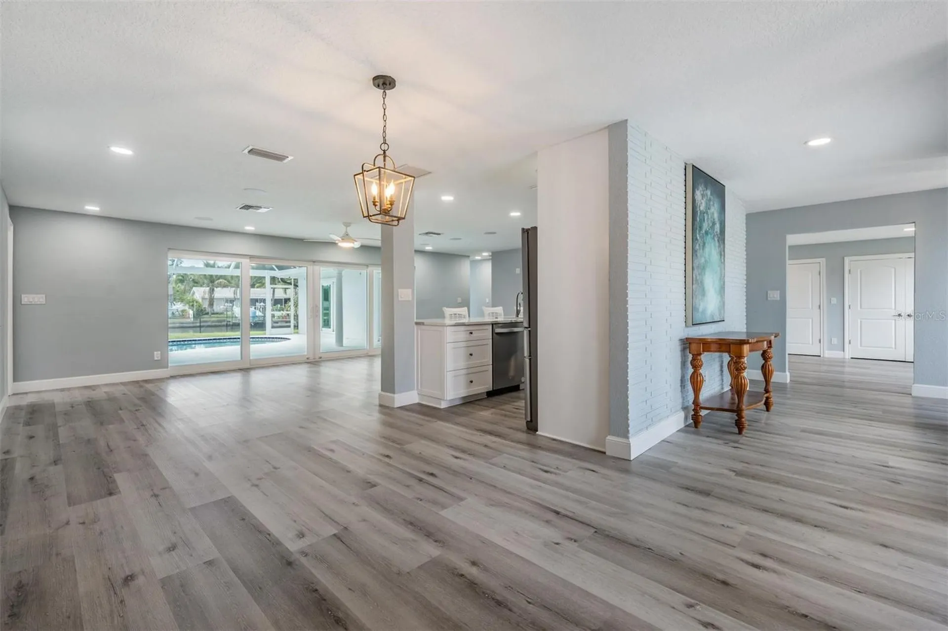 11599 Grove Street Seminole FL 33772