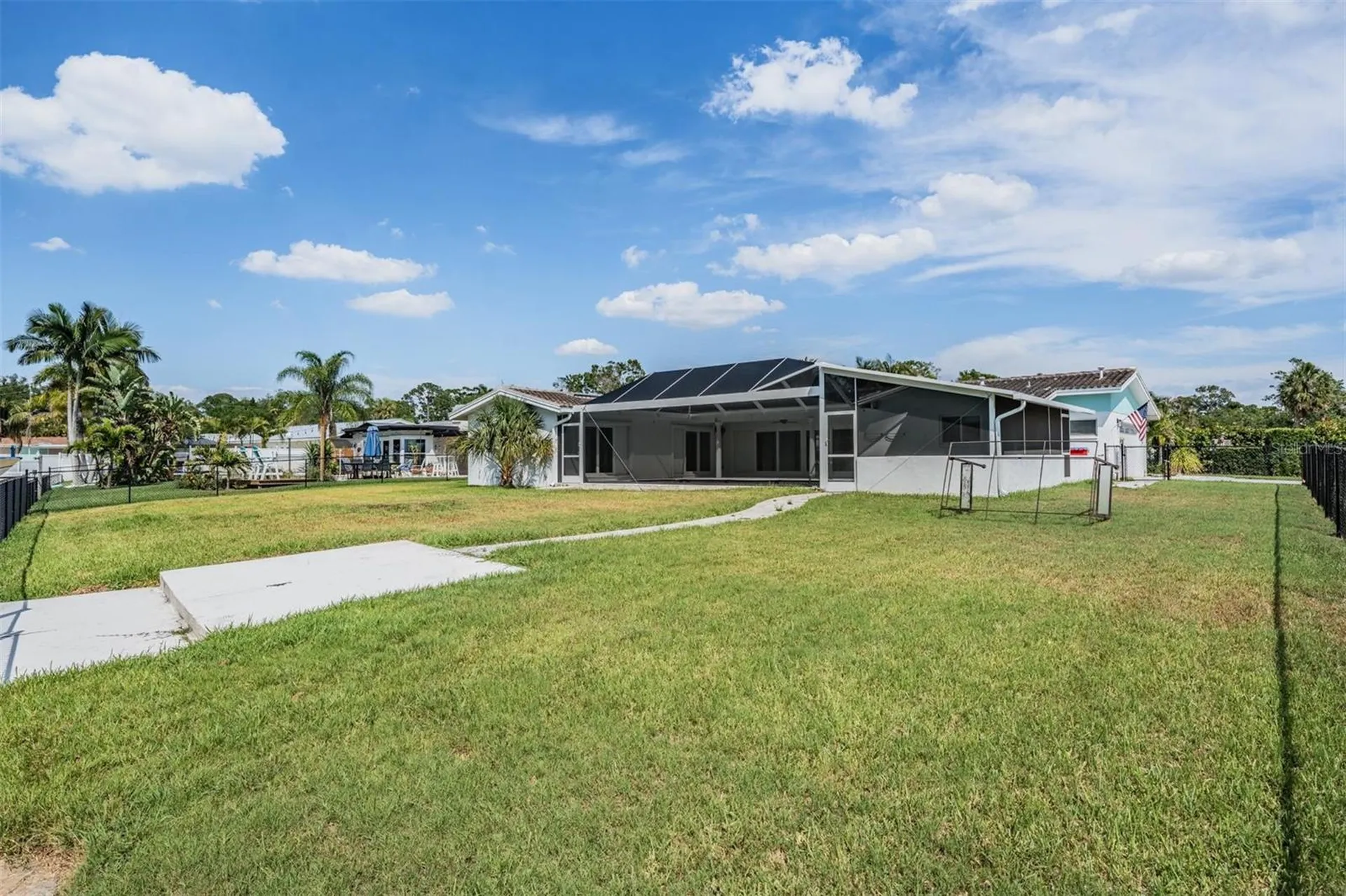 11599 Grove Street Seminole FL 33772