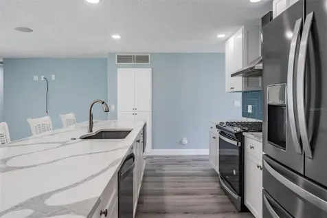 11599 Grove Street Seminole FL 33772