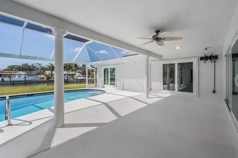 11599 Grove Street Seminole FL 33772