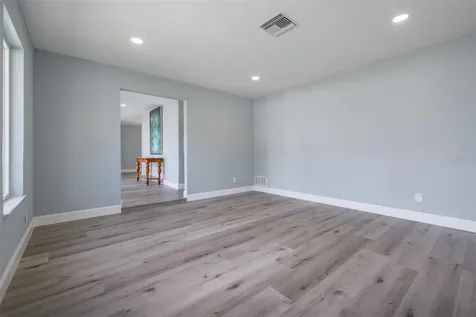 11599 Grove Street Seminole FL 33772