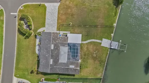 11599 Grove Street Seminole FL 33772