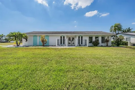11599 Grove Street Seminole FL 33772