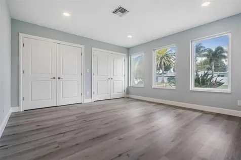 11599 Grove Street Seminole FL 33772