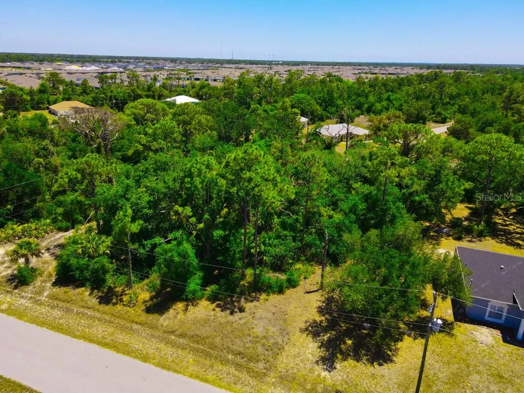 15531 Factory Avenue Port Charlotte FL 33953
