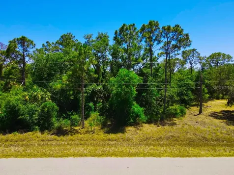 15531 Factory Avenue Port Charlotte FL 33953