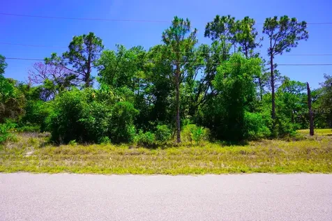 15531 Factory Avenue Port Charlotte FL 33953
