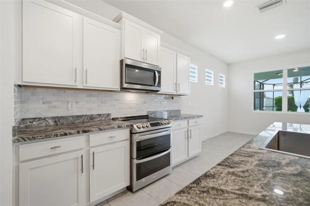 13216 Waterleaf Garden Circle Riverview FL 33579