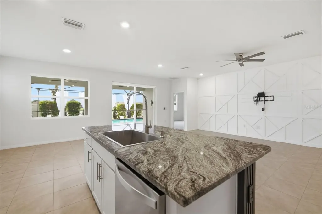 13216 Waterleaf Garden Circle Riverview FL 33579