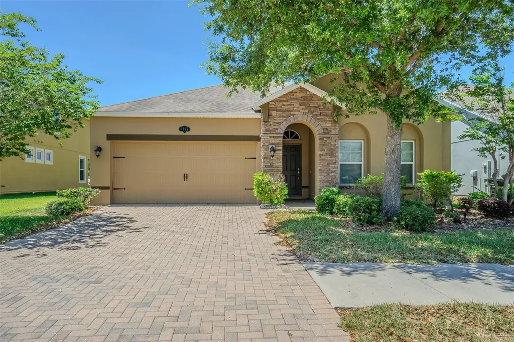 1667 Nature View Drive Lutz FL 33558