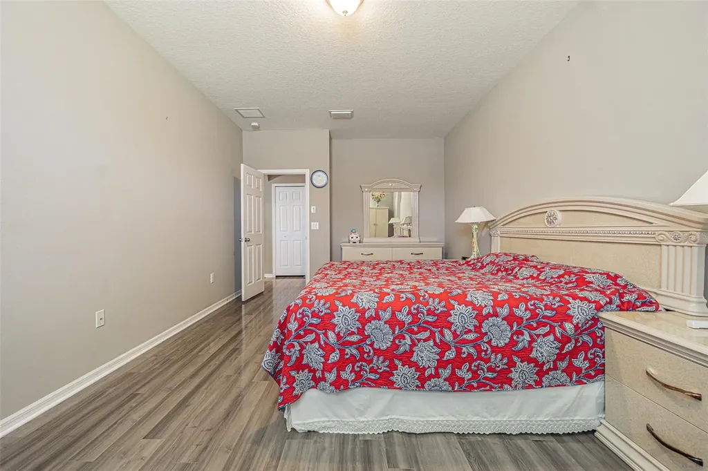1667 Nature View Drive Lutz FL 33558